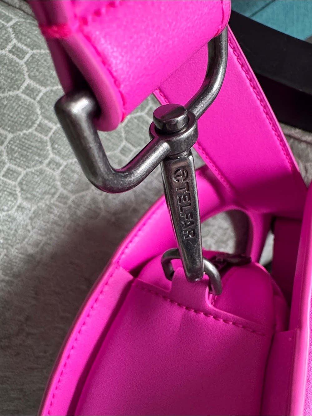 Telfar Circle Bag Azalea Pink Crossbody 2 Way NWT - Picture 12 of 13